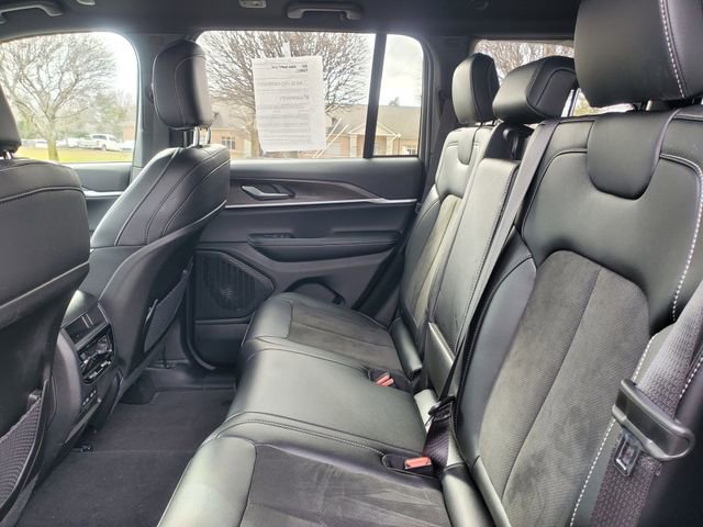 New 2026 Jeep Grand Cherokee Altitude AWD/4WD image 30