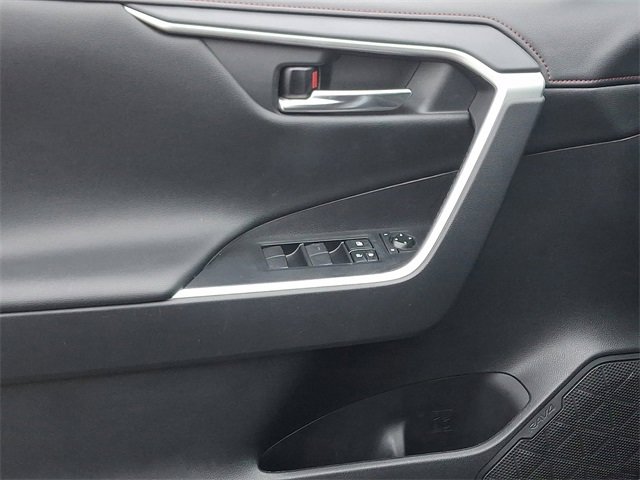 Used 2021 Toyota RAV4 TRD Off-Road image 13