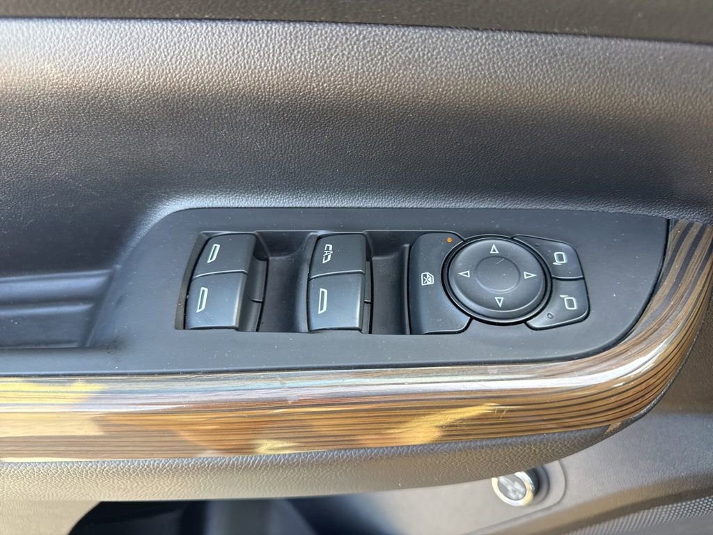 Used 2023 GMC Acadia SLE w/ Driver Convenience Package FWD image 28
