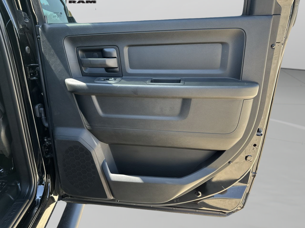 New 2026 RAM 3500 Tradesman AWD/4WD image 38