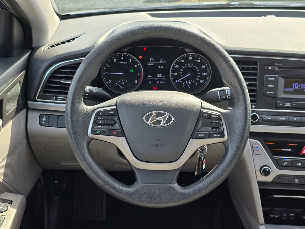 Used 2018 Hyundai Elantra SE FWD image 16
