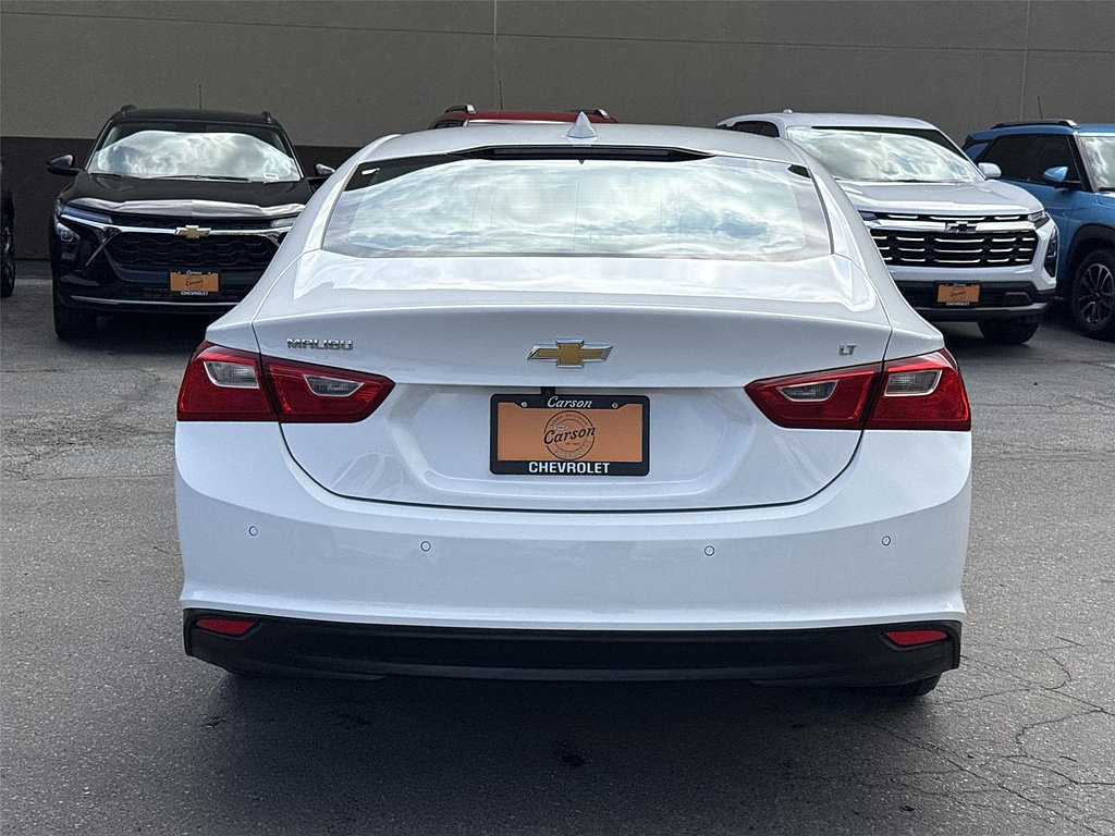 Used 2025 Chevrolet Malibu LT FWD image 4