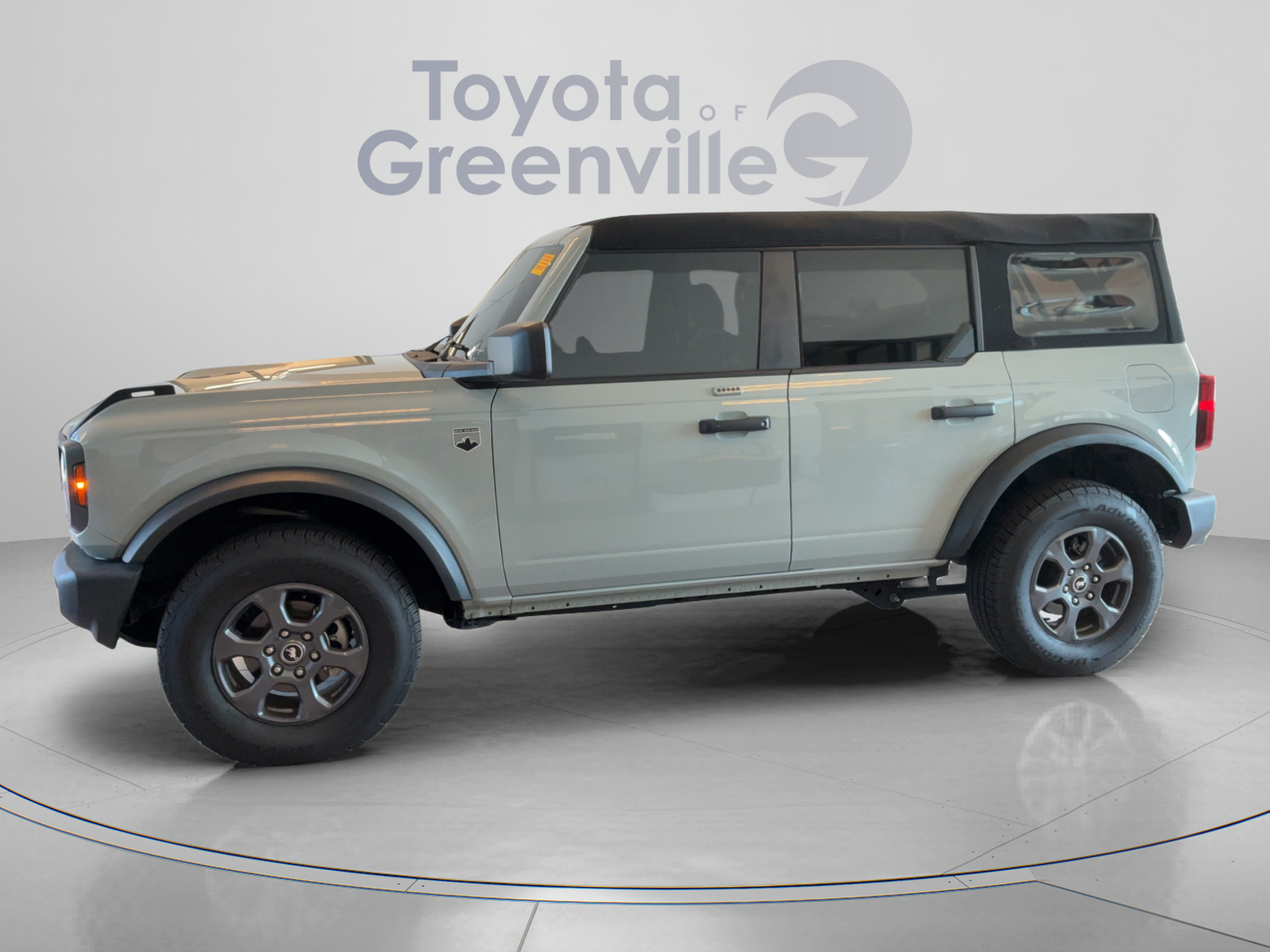 Used 2023 Ford Bronco Big Bend AWD/4WD image 2