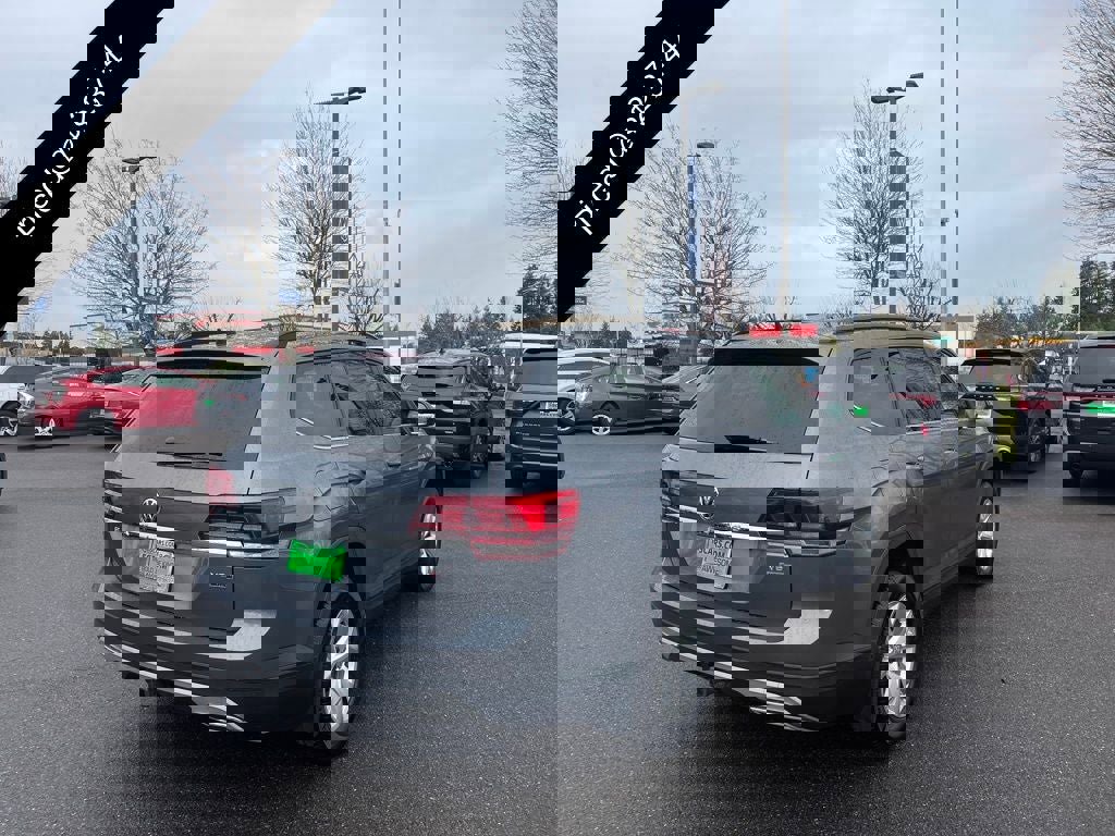 Used 2020 Volkswagen Atlas SE w/ Towing Package image 3