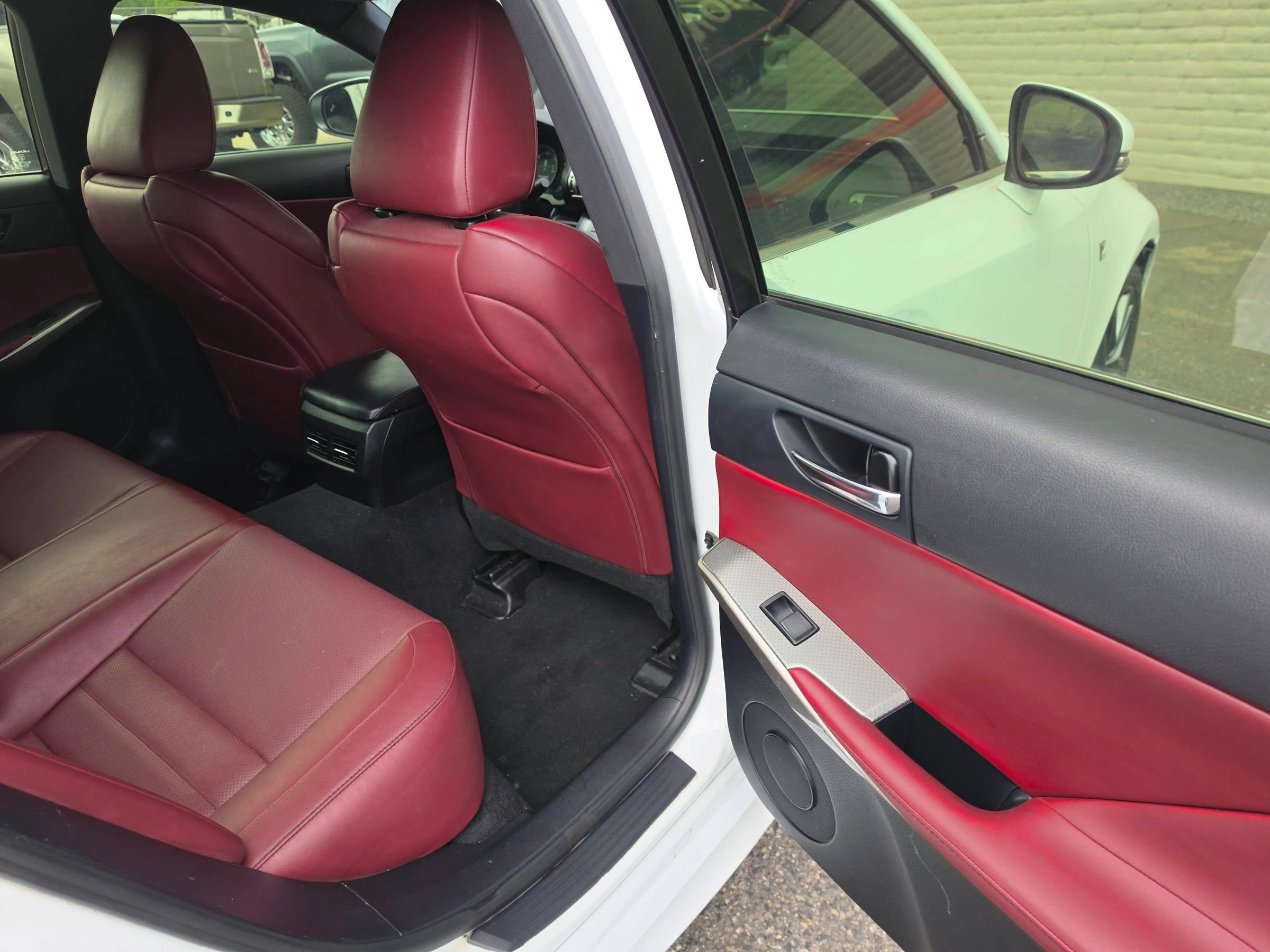 Used 2015 Lexus IS 350 w/ F-Sport Package RWD image 39