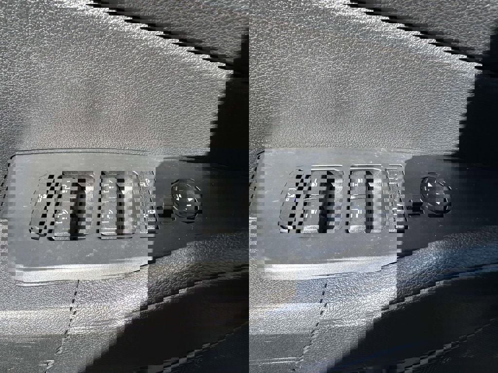 Certified 2024 Kia Sportage LX image 12