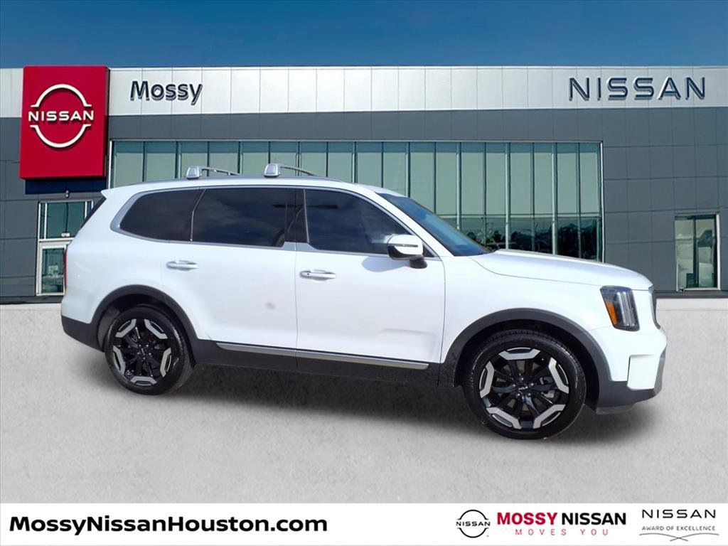 Used 2024 Kia Telluride S w/ S Sunroof Package image 8