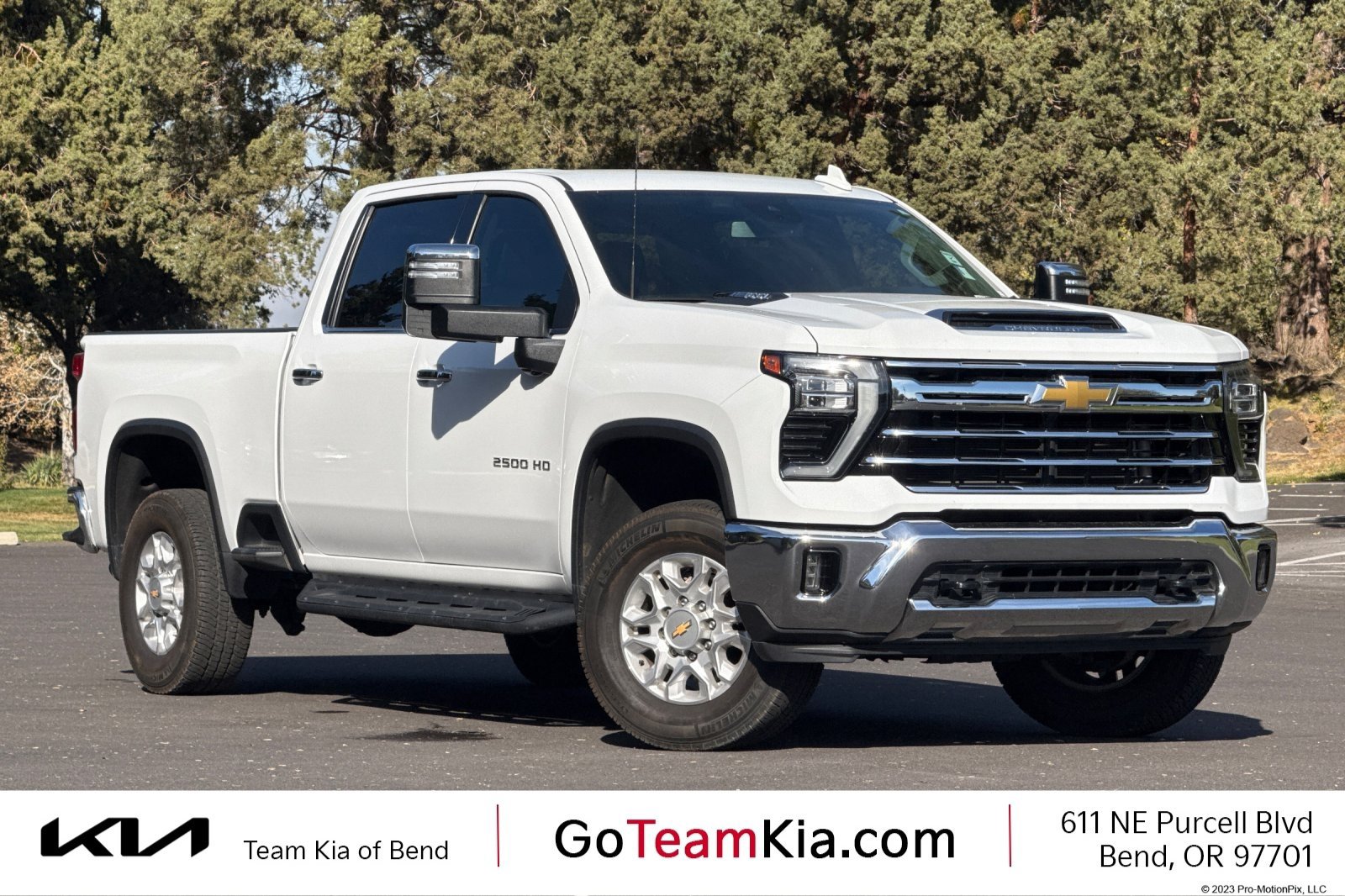 Used 2024 Chevrolet Silverado 2500 LTZ AWD/4WD image 1