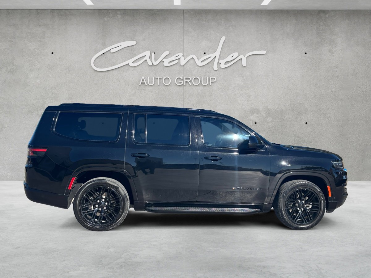 Used 2023 Jeep Wagoneer Series II image 17