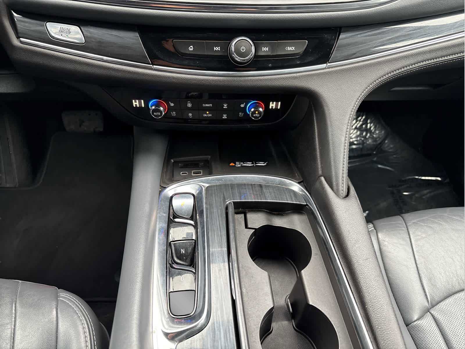 Used 2022 Buick Enclave Premium image 22