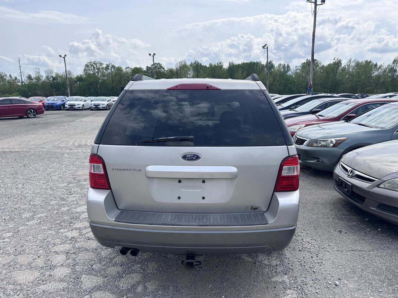 Used 2006 Ford Freestyle SE FWD image 5