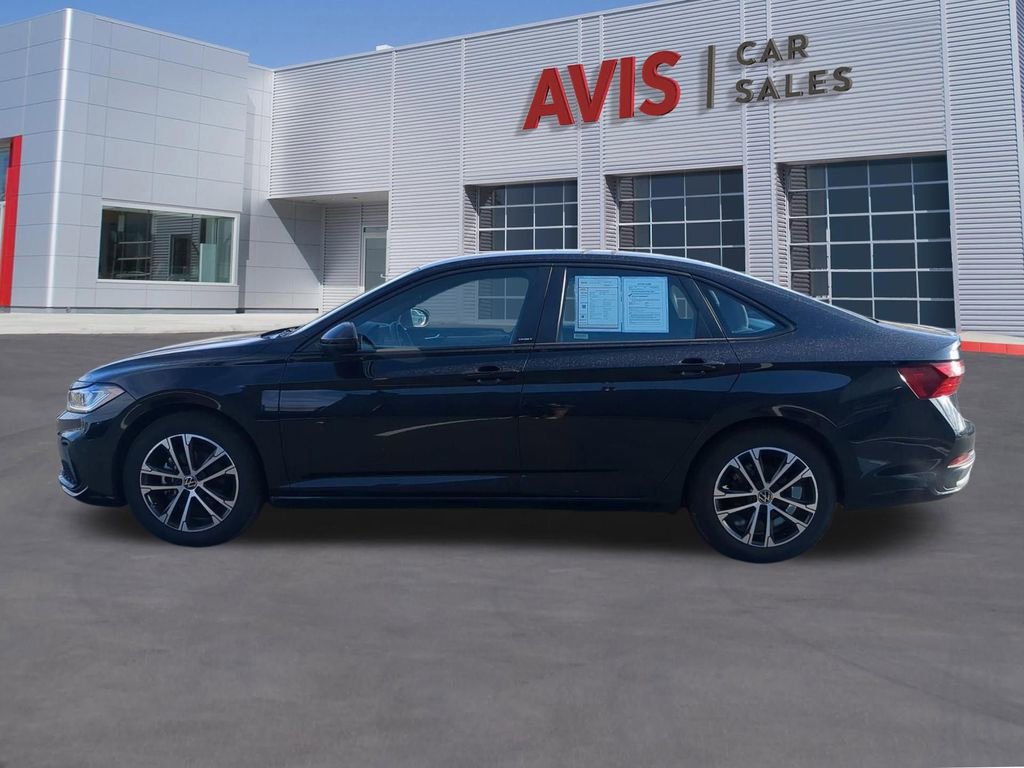 Used 2025 Volkswagen Jetta Sport image 10
