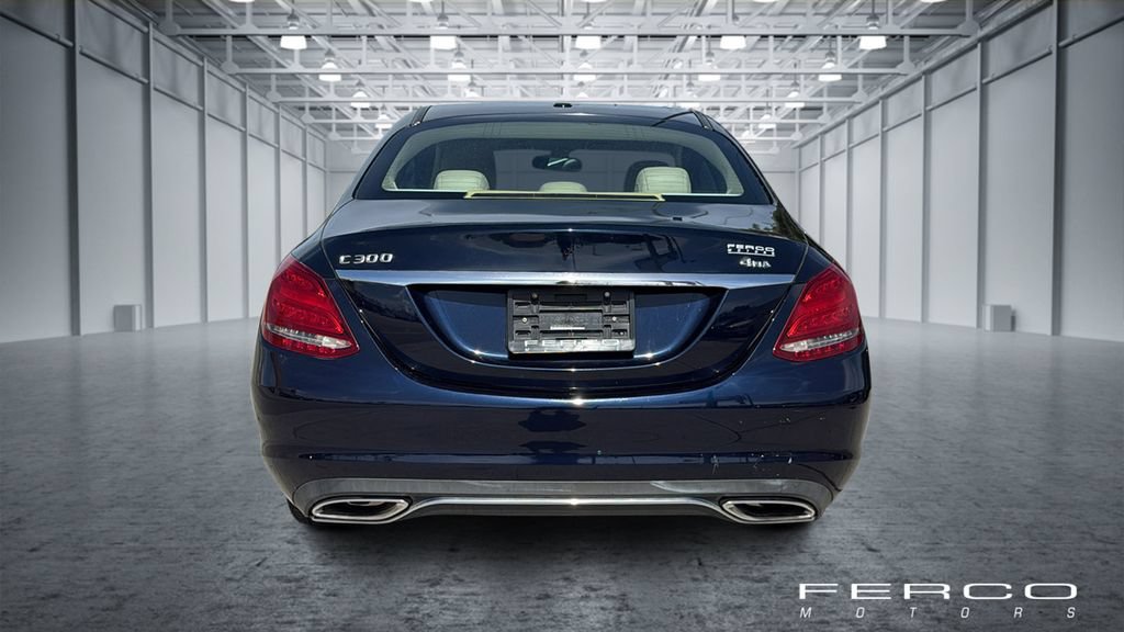 Used 2015 Mercedes-Benz C 300 4MATIC Sedan image 4