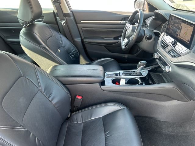 Used 2023 Nissan Altima 2.5 SL FWD image 35