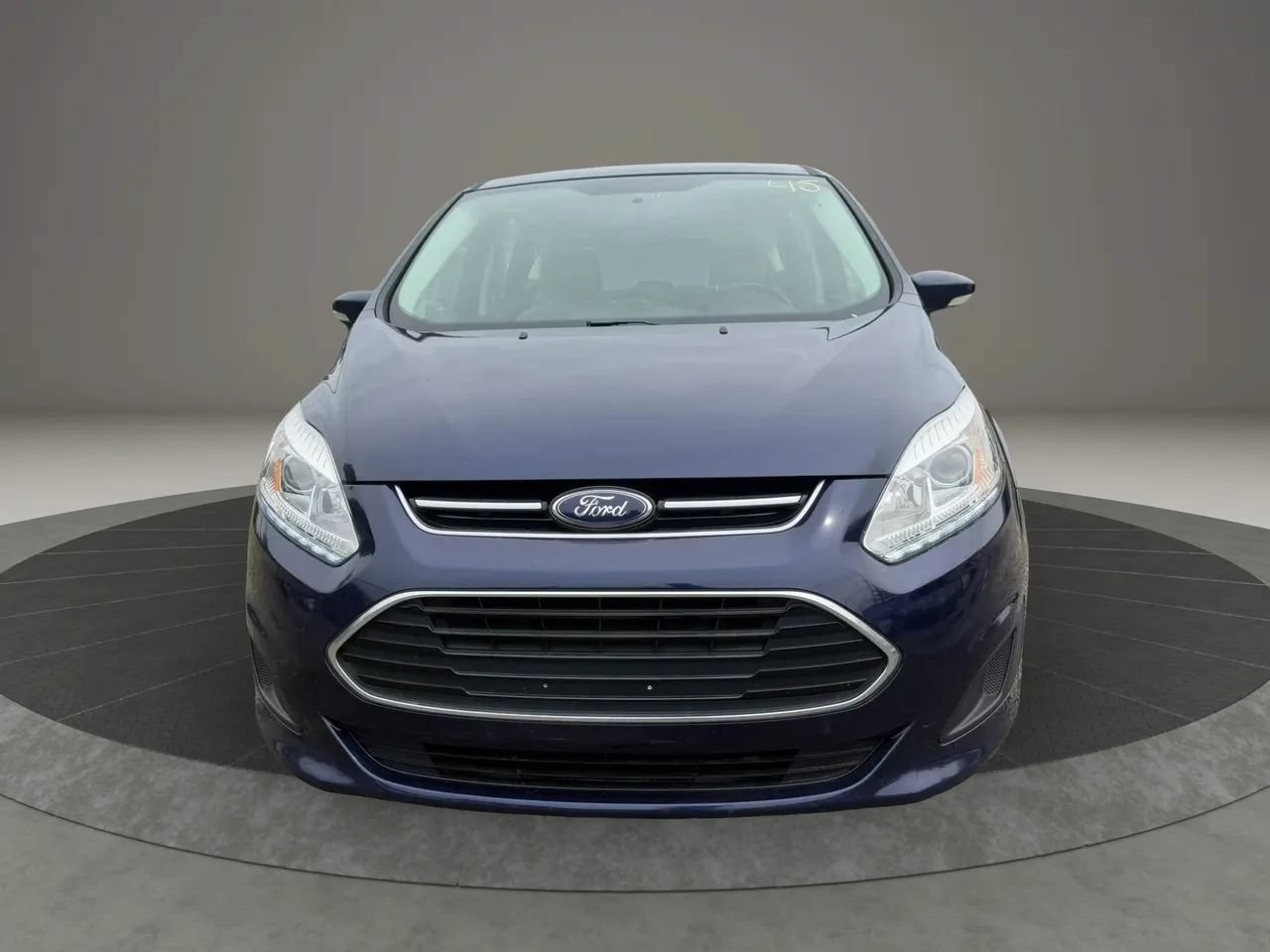 Used 2017 Ford C-MAX SE FWD image 2