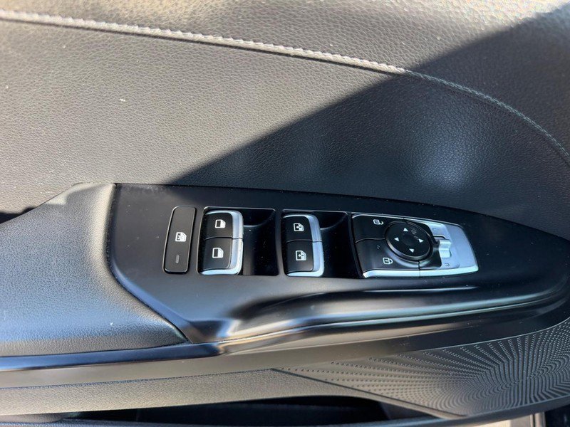 Used 2023 Kia K5 GT-Line FWD image 18
