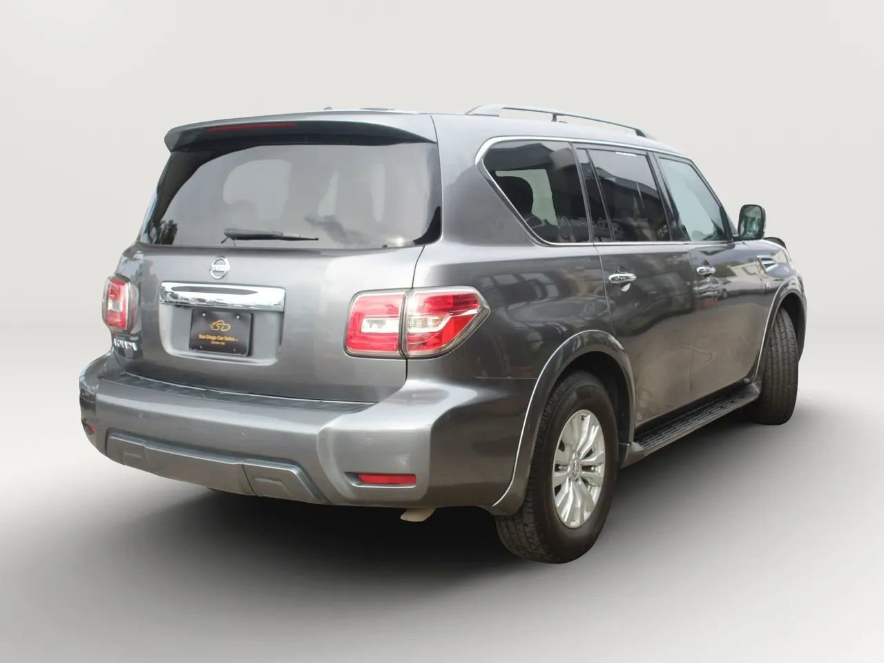 Used 2019 Nissan Armada SV image 5