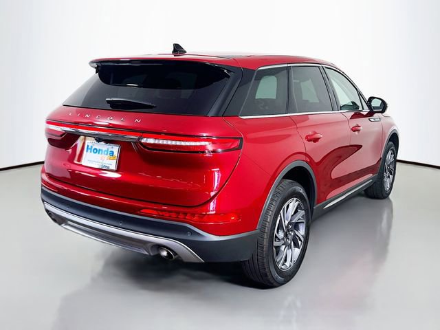 Used 2025 Lincoln Corsair AWD w/ Equipment Group 101A image 8