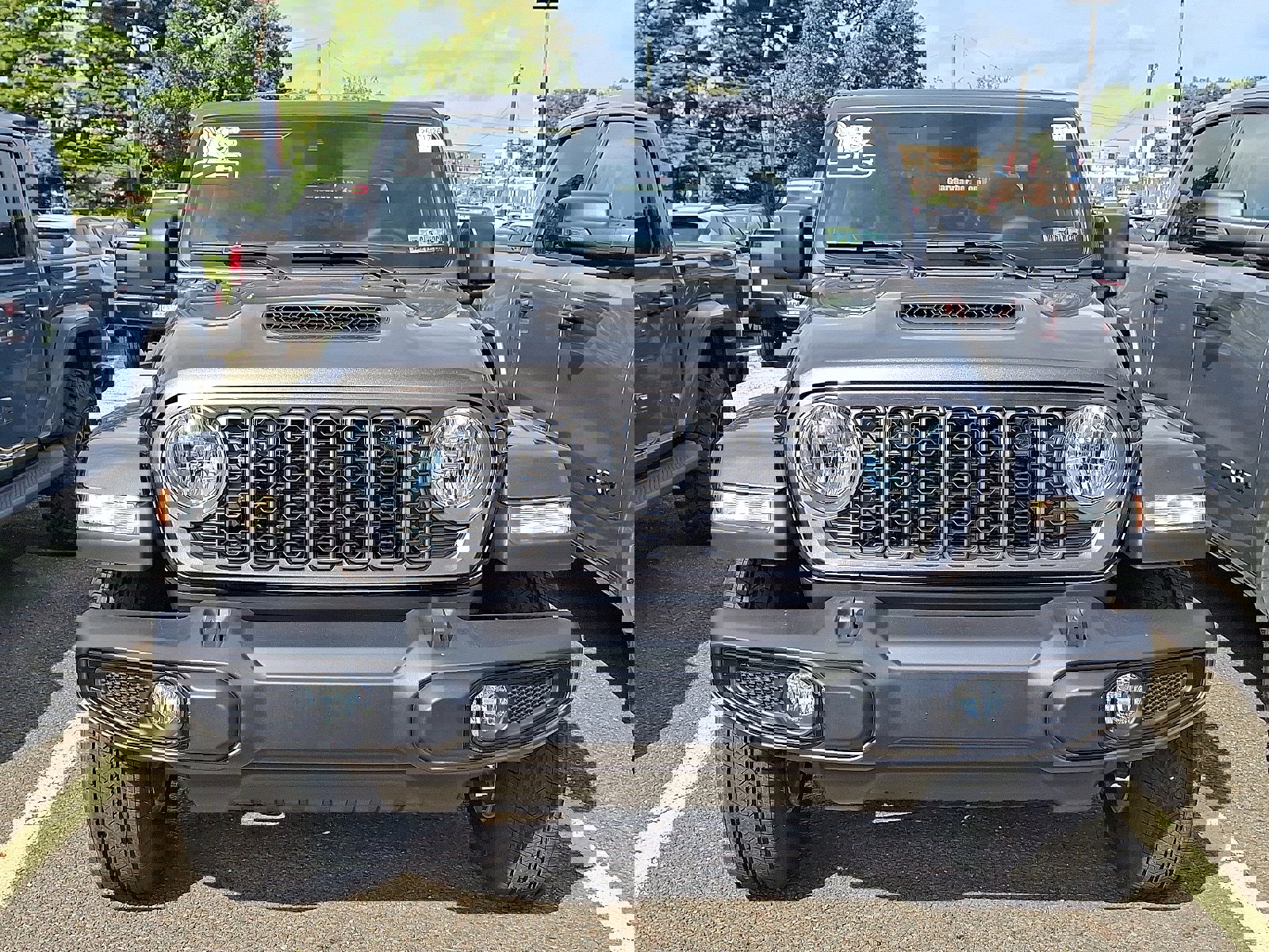 New 2025 Jeep Gladiator Sport image 2