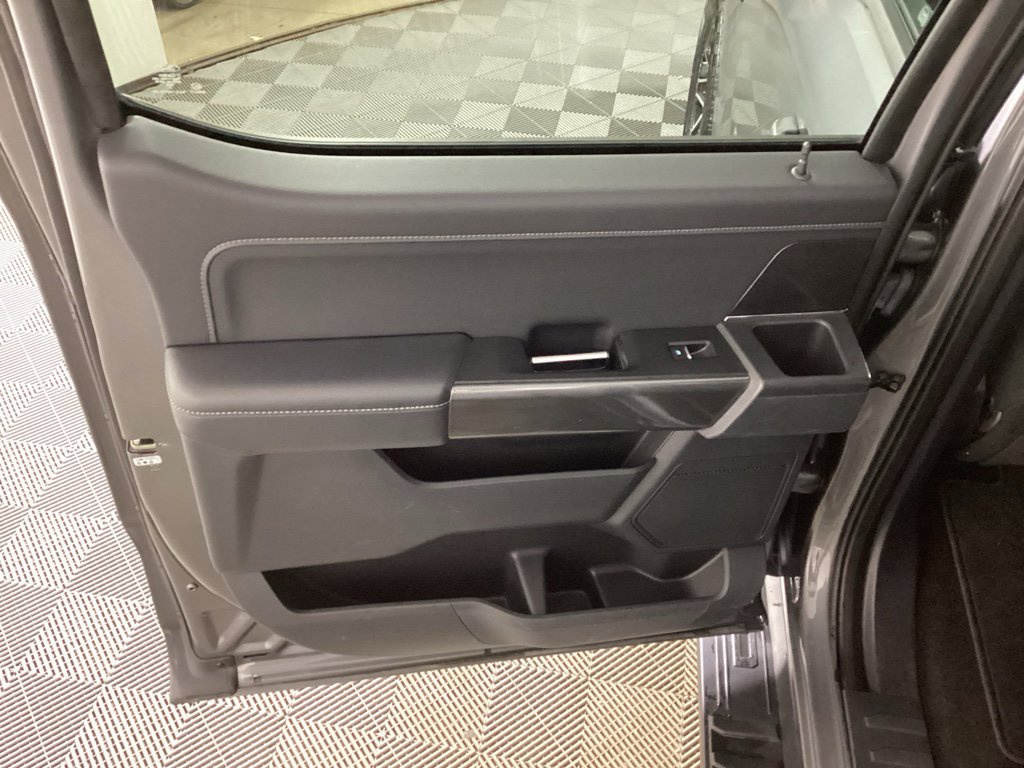 Used 2022 Ford F150 XLT w/ Equipment Group 302A High image 14