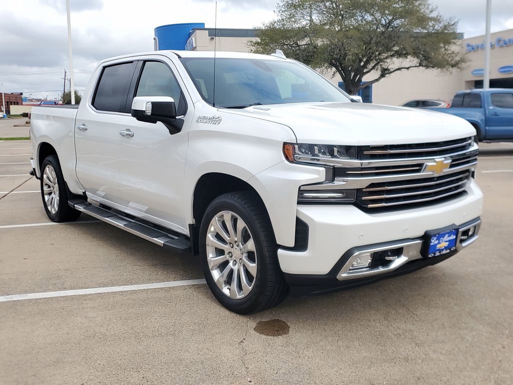 Used 2020 Chevrolet Silverado 1500 High Country w/ Technology Package image 2