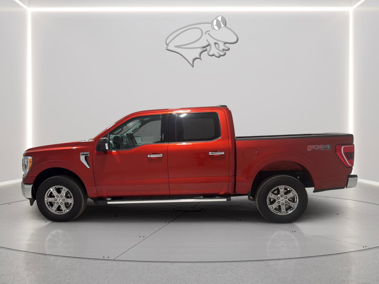 Used 2023 Ford F150 XLT w/ Equipment Group 302A High image 3