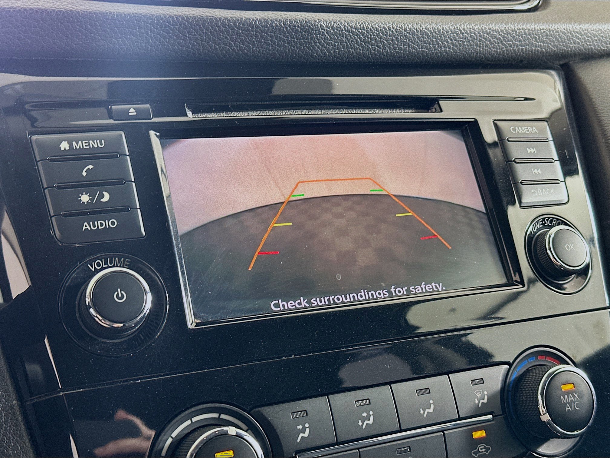 Used 2020 Nissan Rogue S FWD image 21
