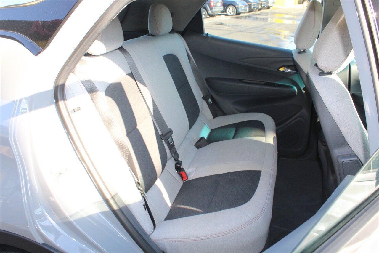 Used 2019 Chevrolet Bolt LT FWD image 14