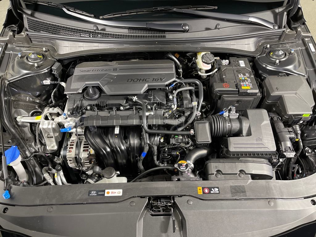 New 2026 Hyundai Elantra Sport image 9