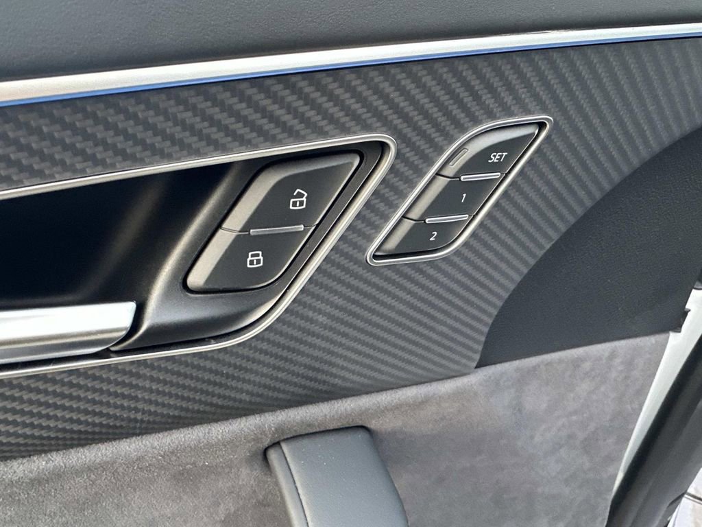 New 2026 Audi Q8 Prestige image 14