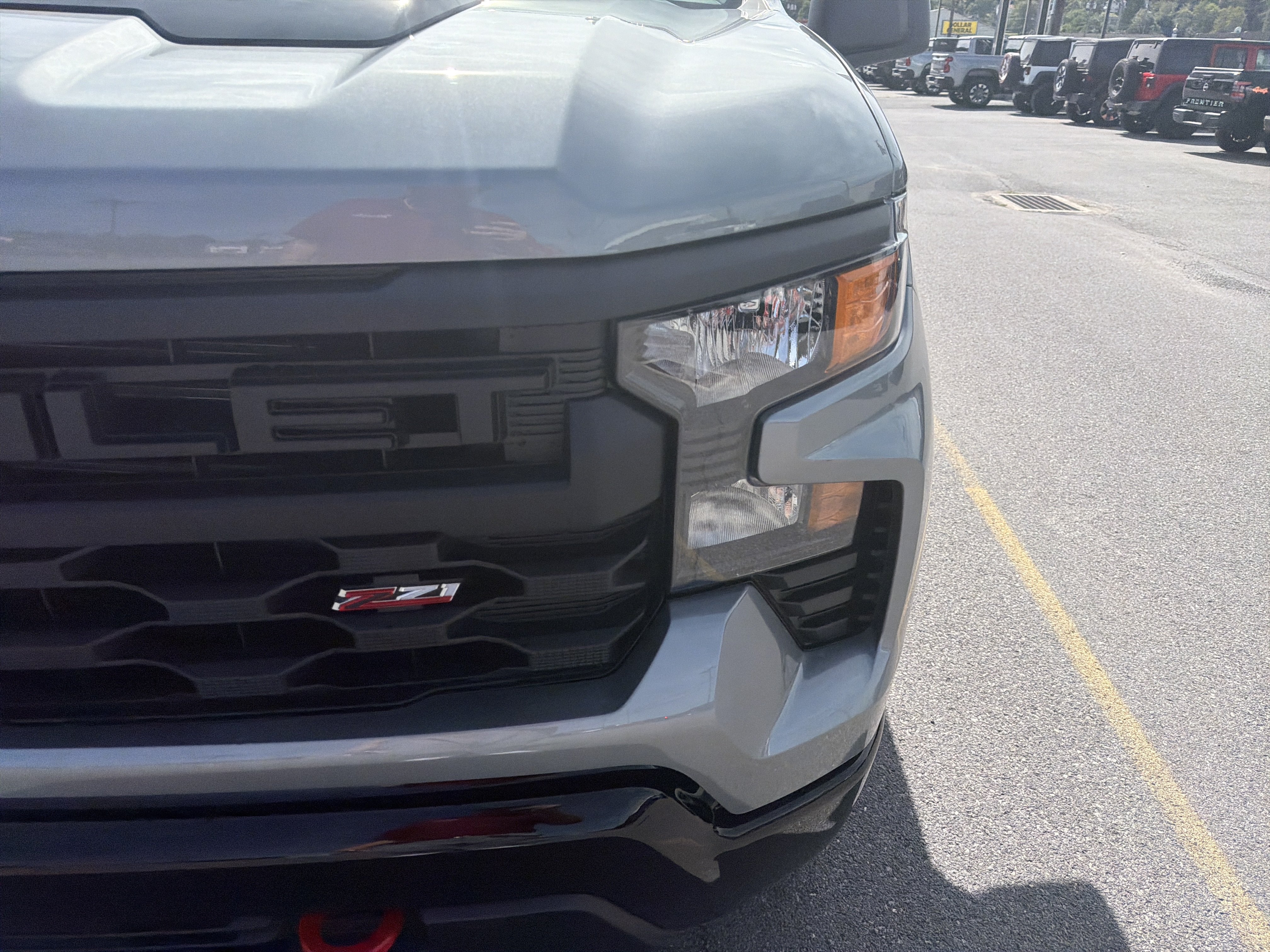 New 2026 Chevrolet Silverado 1500 Custom Trail Boss w/ LPO, Dark Essentials Package AWD/4WD image 11