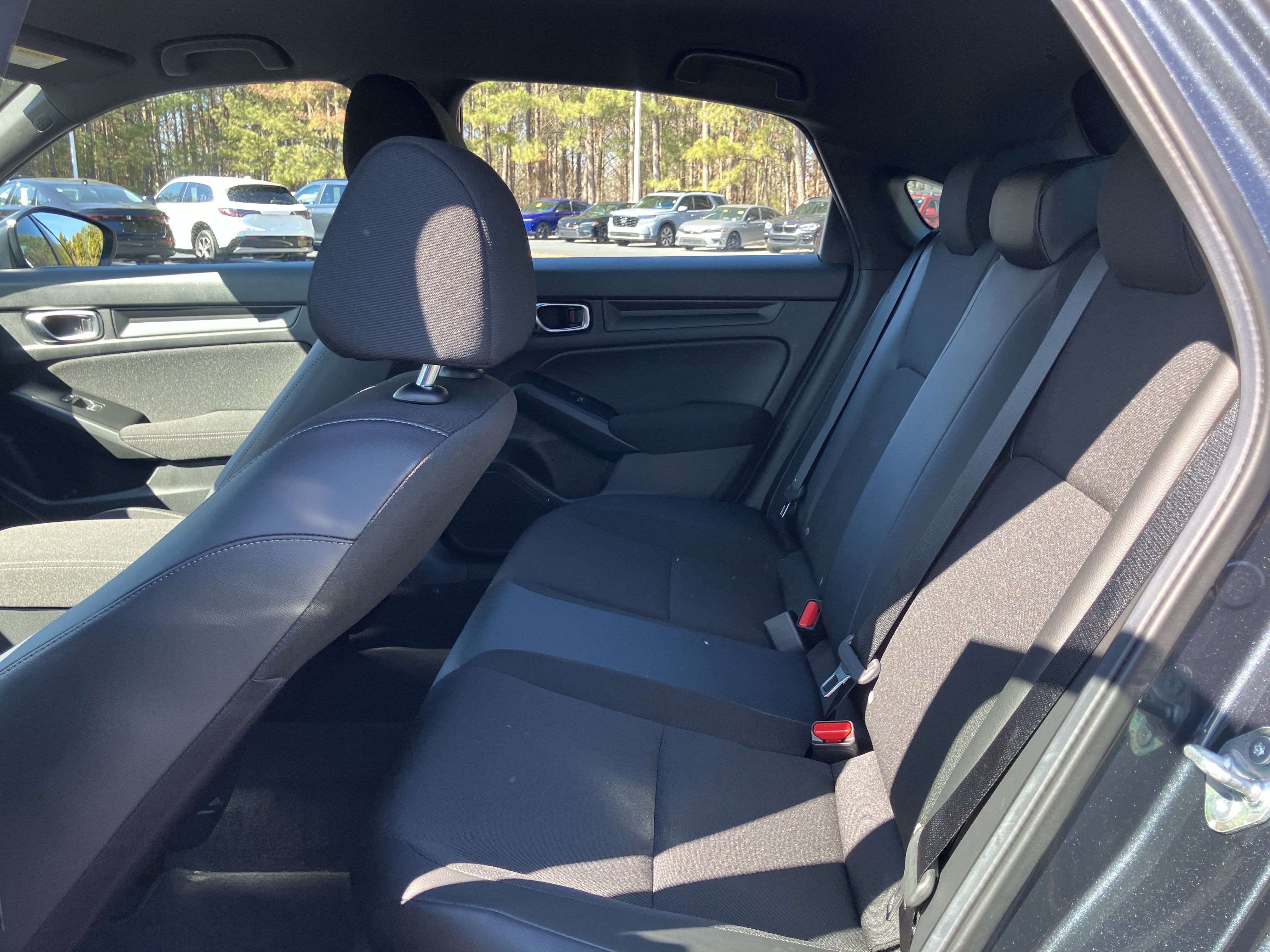 Used 2025 Honda Civic Sport image 32