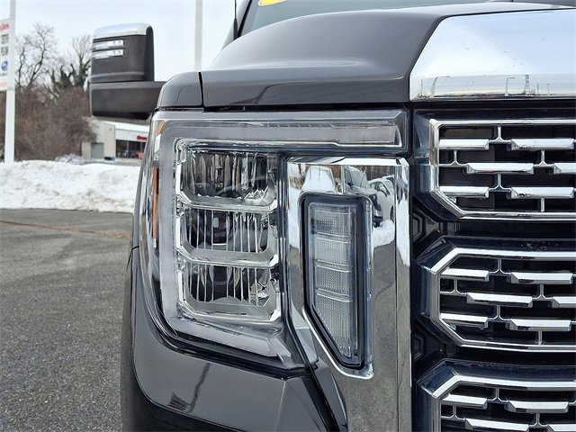 Used 2023 GMC Sierra 2500 Denali w/ Denali Ultimate Package image 9