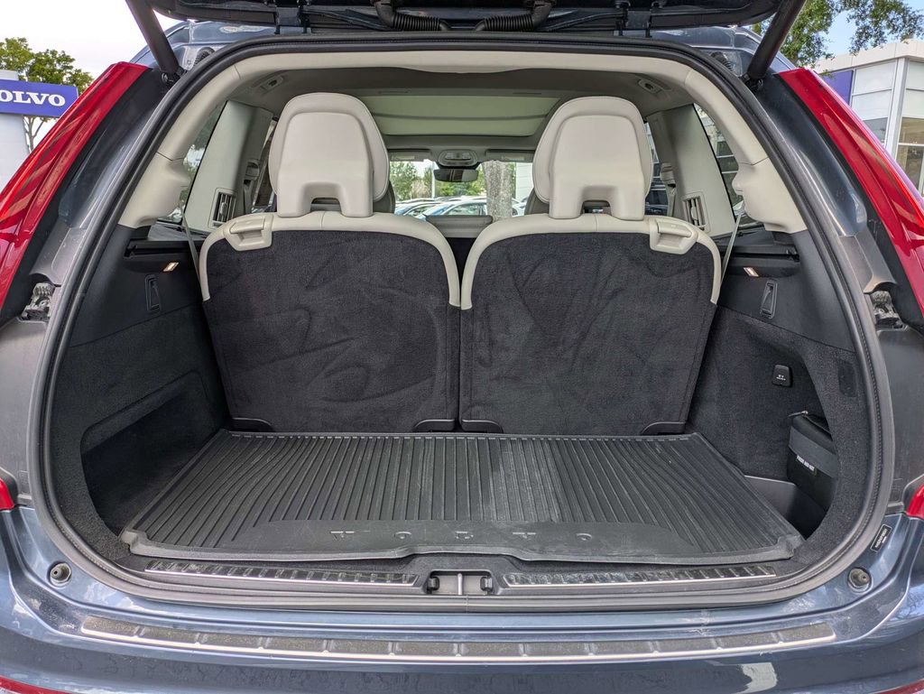 Used 2023 Volvo XC90 B6 Ultimate w/ Protection Package Premier AWD/4WD image 13