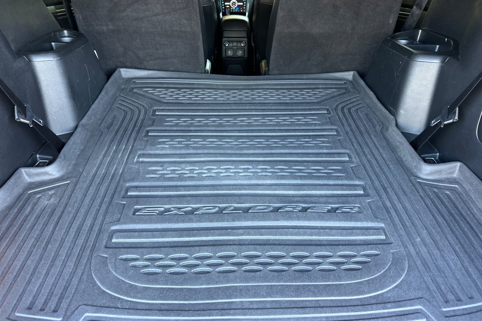 Used 2018 Ford Explorer Sport w/ Equipment Group 401A AWD/4WD image 18