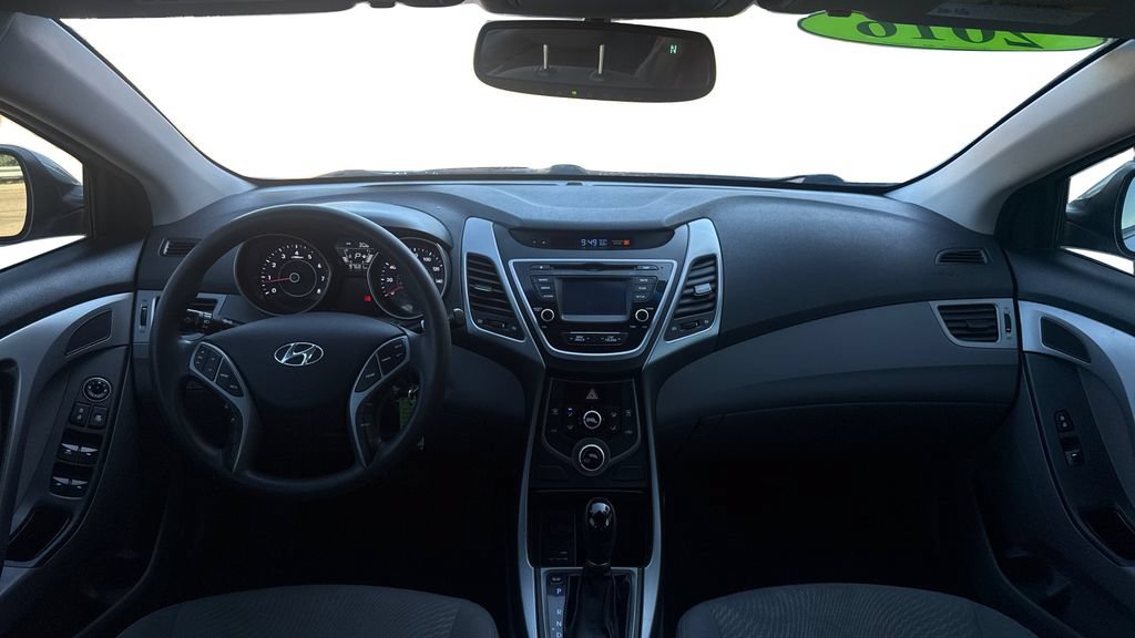 Used 2016 Hyundai Elantra SE w/ Option Group 02 FWD image 26