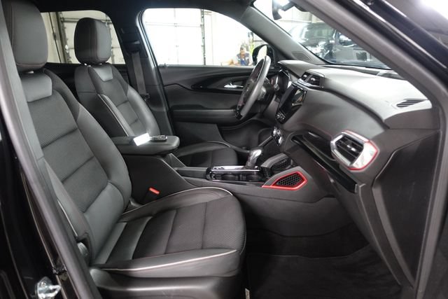 Used 2023 Chevrolet TrailBlazer RS w/ Convenience Package FWD image 25