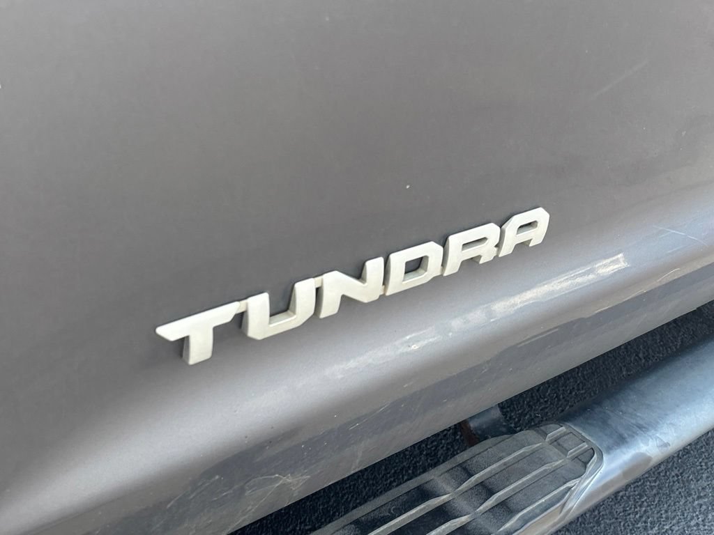Used 2014 Toyota Tundra SR5 w/ SR5 Upgrade Package AWD/4WD image 6