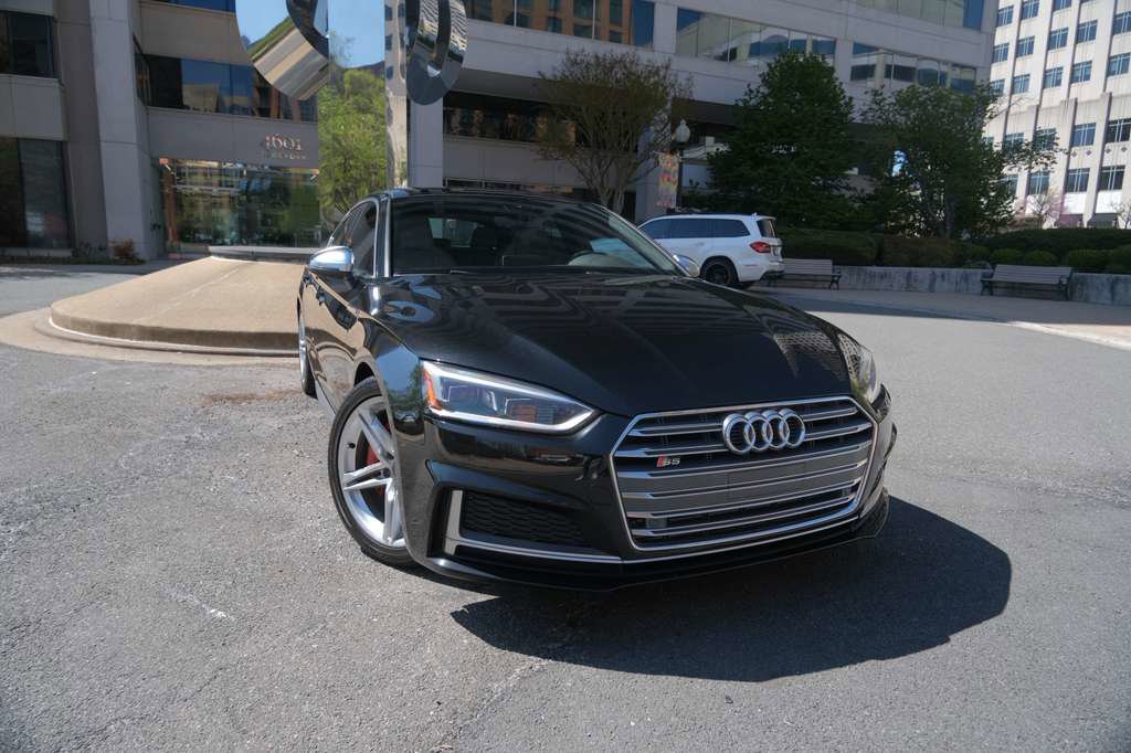 Used 2019 Audi S5 Premium Plus w/ Premium Plus AWD/4WD image 2