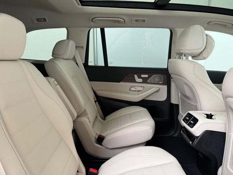 New 2026 Mercedes-Benz GLS 450 4MATIC image 5