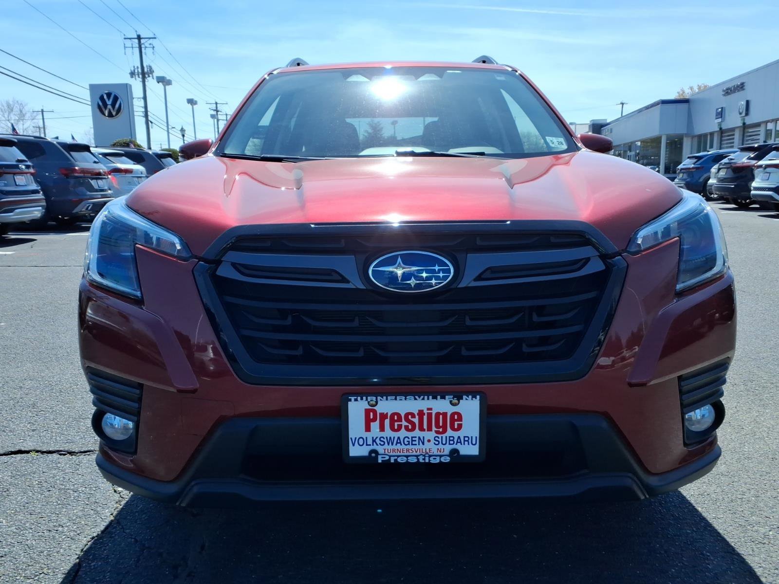 Certified 2023 Subaru Forester Limited AWD/4WD image 6