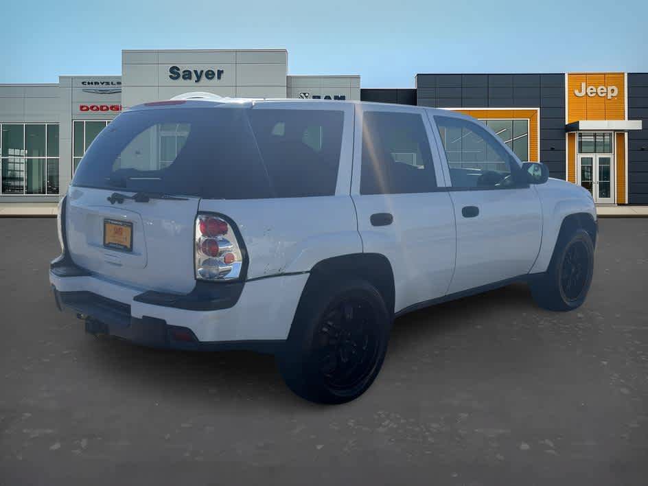 Used 2002 Chevrolet TrailBlazer LT AWD/4WD image 7