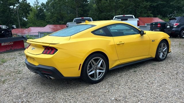 Used 2024 Ford Mustang GT Premium RWD image 28