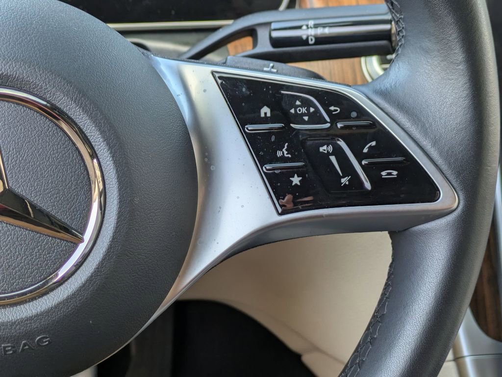 Used 2025 Mercedes-Benz C 300 4MATIC Sedan image 21