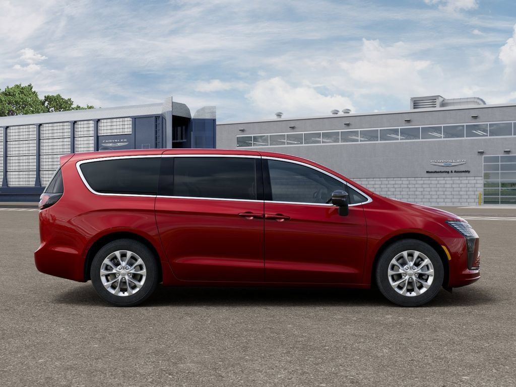 New 2027 Chrysler Pacifica Select AWD/4WD image 22