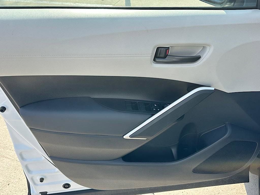 New 2026 Toyota Corolla Cross L image 9