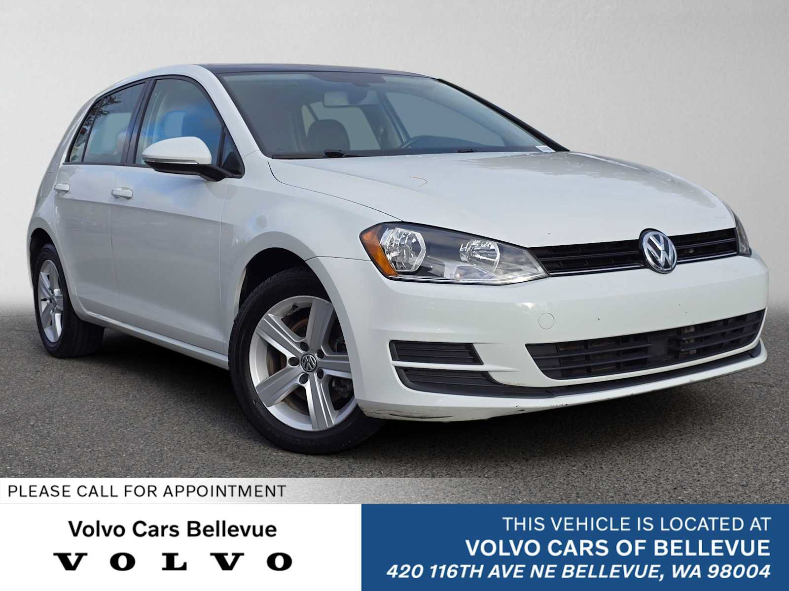 Used 2017 Volkswagen Golf Wolfsburg Edition FWD image 1