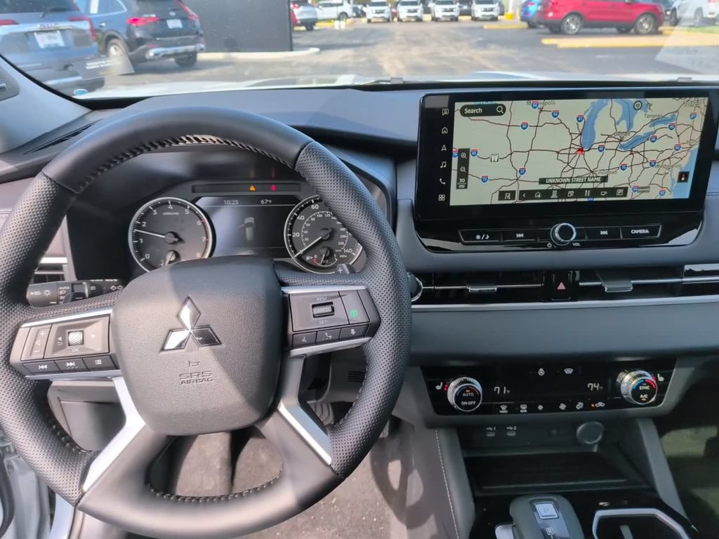 New 2026 Mitsubishi Outlander AWD image 29
