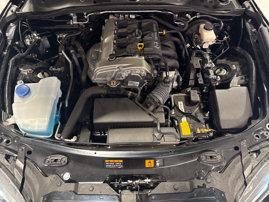 Used 2024 MAZDA MX-5 Miata Sport RWD image 36