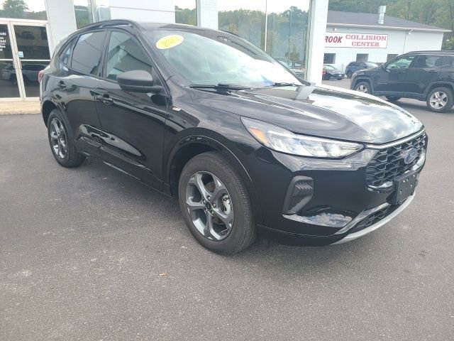 Used 2023 Ford Escape ST-Line w/ Tech Pack #1 image 7